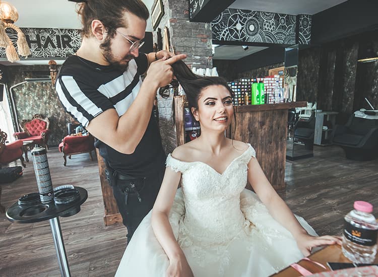 SEMİH PULLUKCU SAÇ ATÖLYESİ profil galerisinden 3. görsel